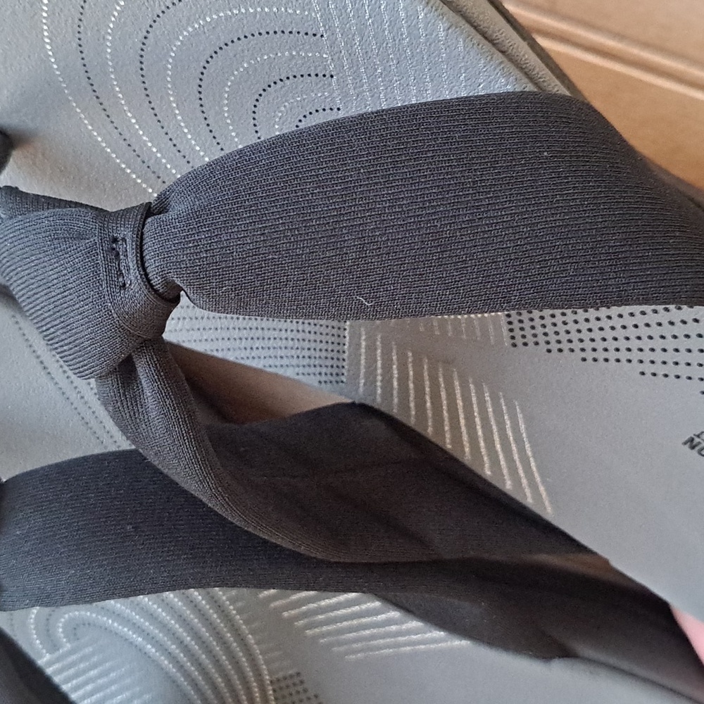 Clarks Cloudsteppers Cushion Soft Flip Flop Comfort Supportive Slides Sandals - Picture 4 of 11